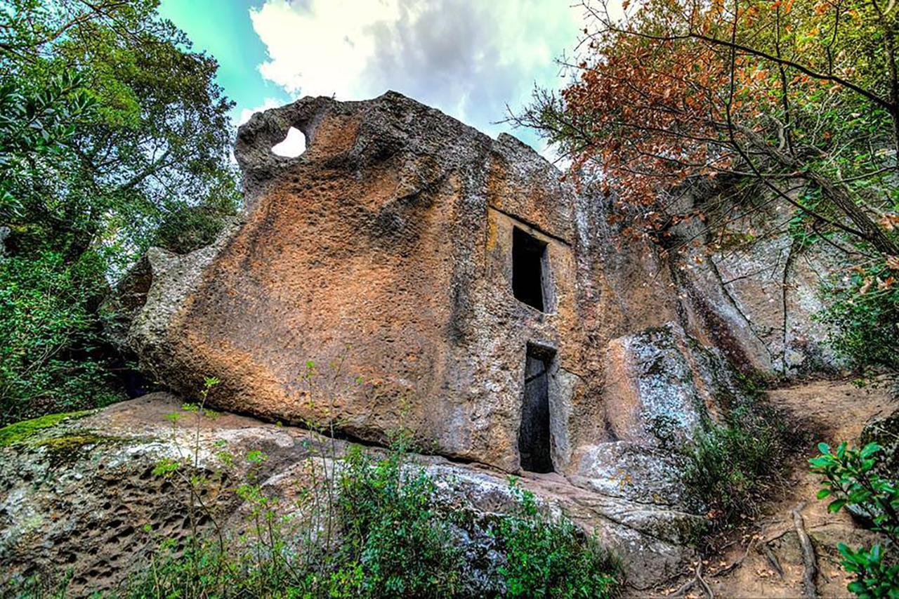 La Casa Di Augusto * Bomarzo